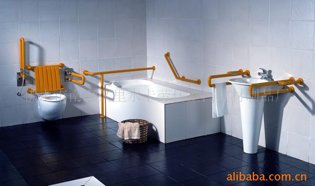 Quali barre di sostegno si dovrebbero posizionare nei bagni per anziani?